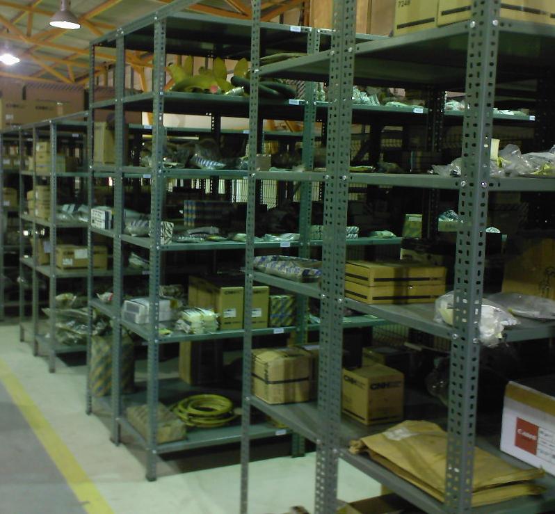 Çelik Raf Ürün Depoları 16