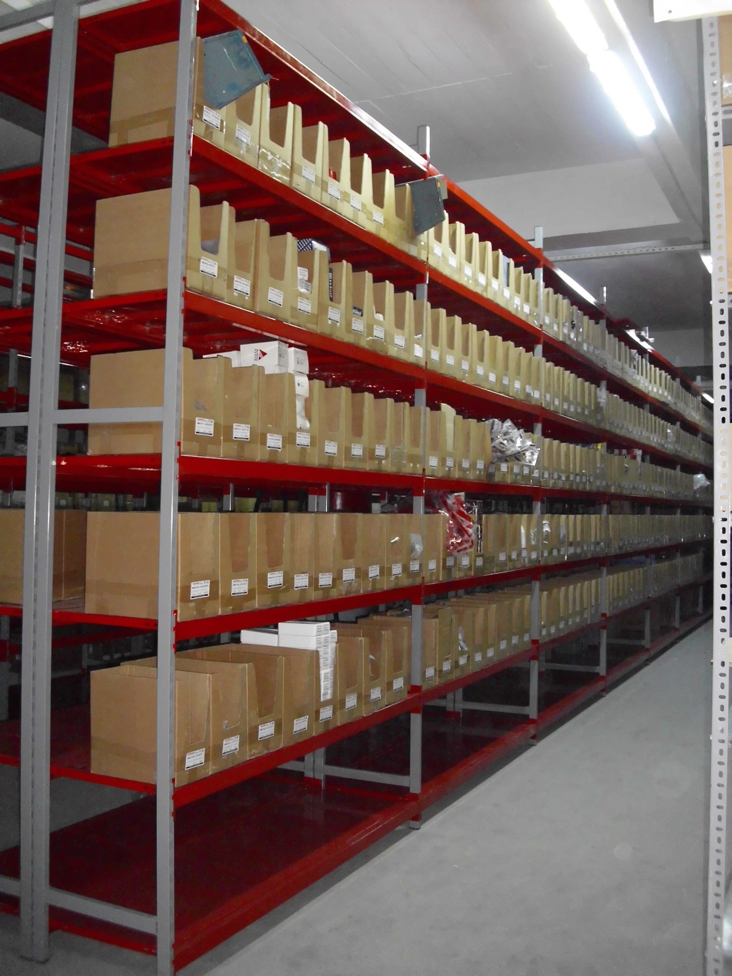 Mini Rack Ürün Depoları 2