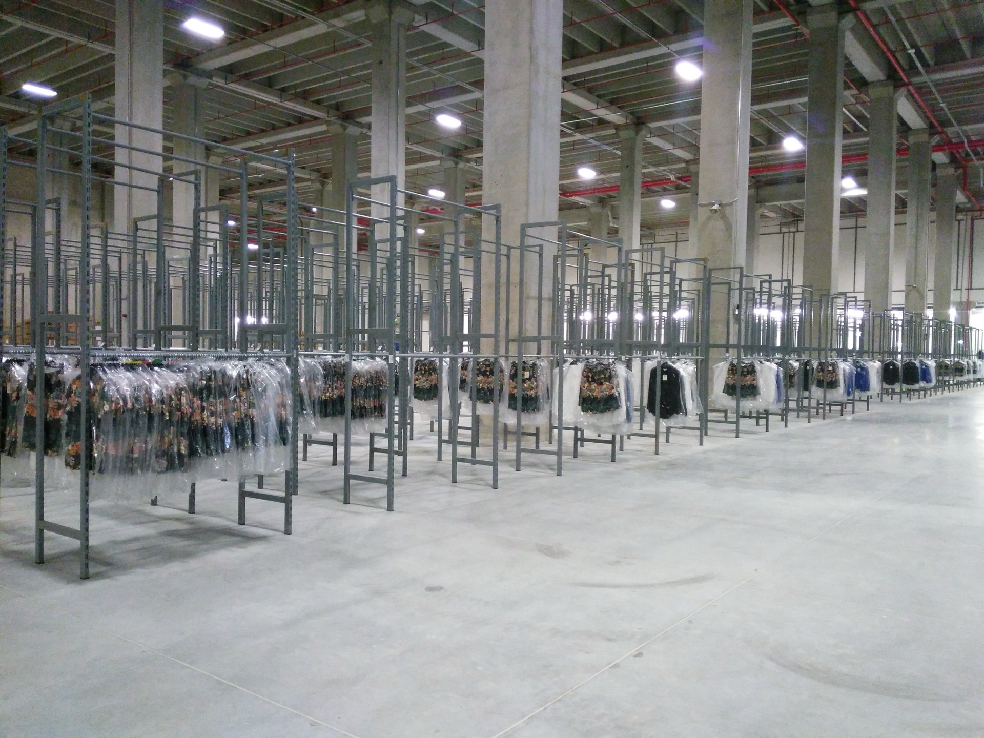 Mini Rack Tekstil Depoları 4